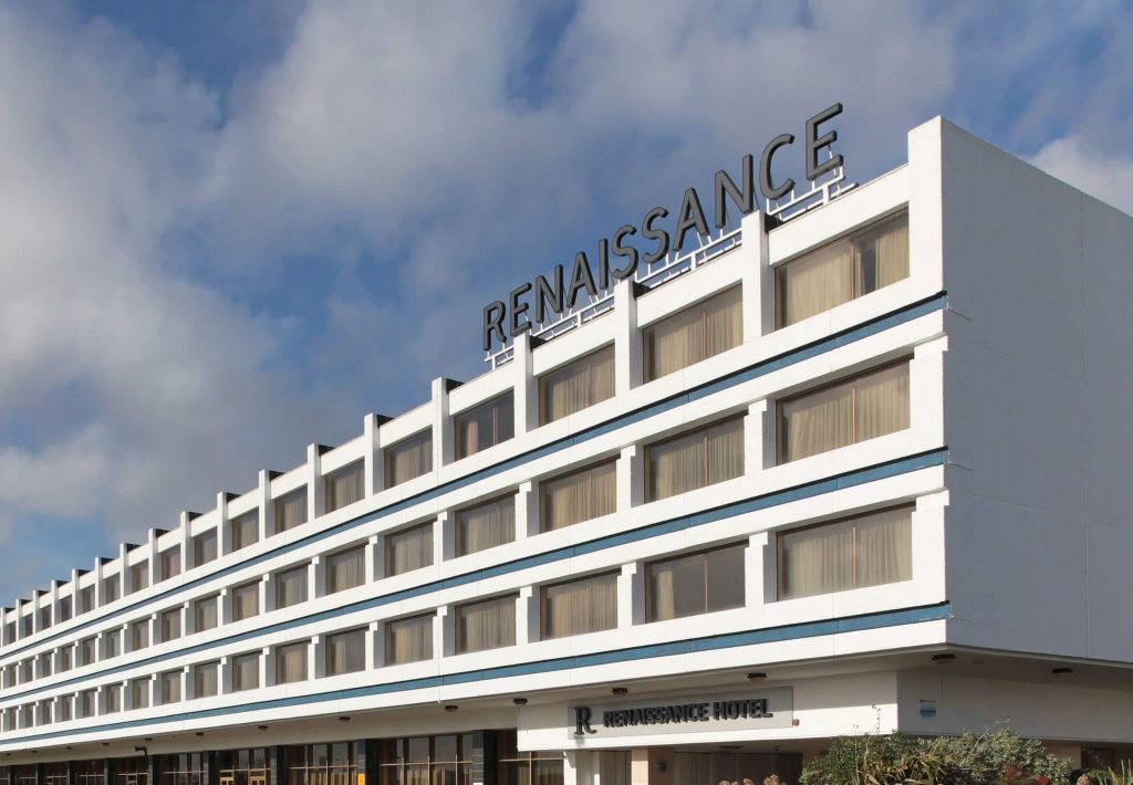 Renaissance-London-Heathrow-Hotel-1-1024x710